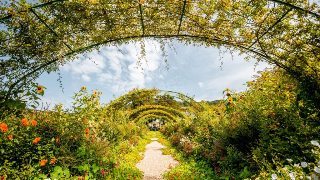 สวนของโมเนต์ที่ฌีแวร์นี (Monet’s Garden in Giverny)