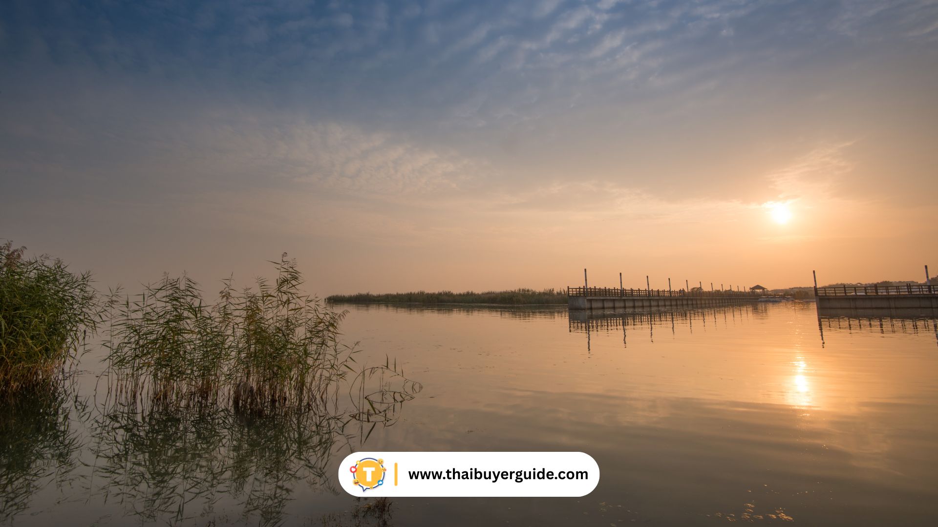 Taihu Lake (ทะเลสาบไท่หู)