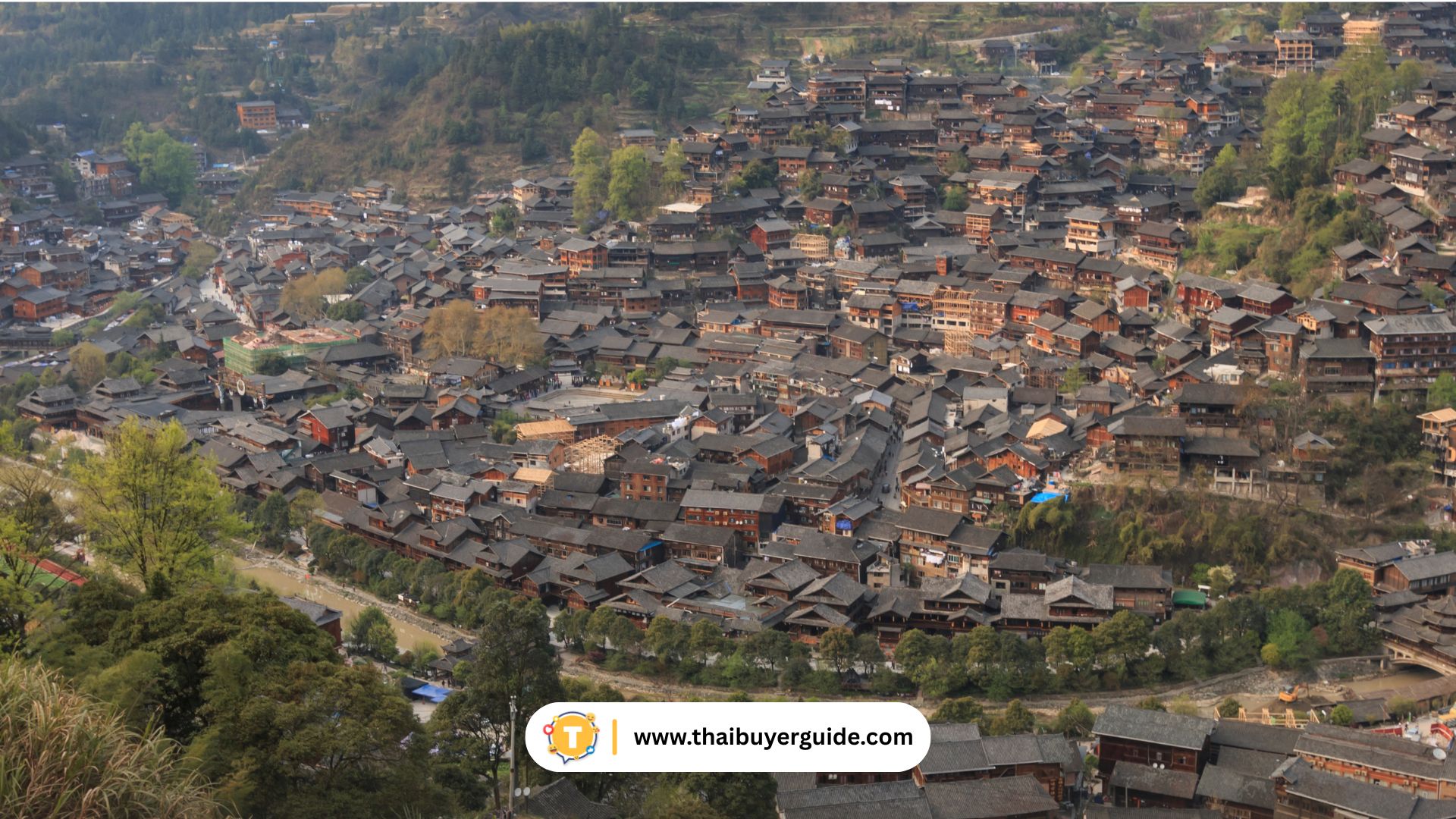 หมู่บ้านไม้อายุหลายร้อยปี บนภูเขาทั้งลูก