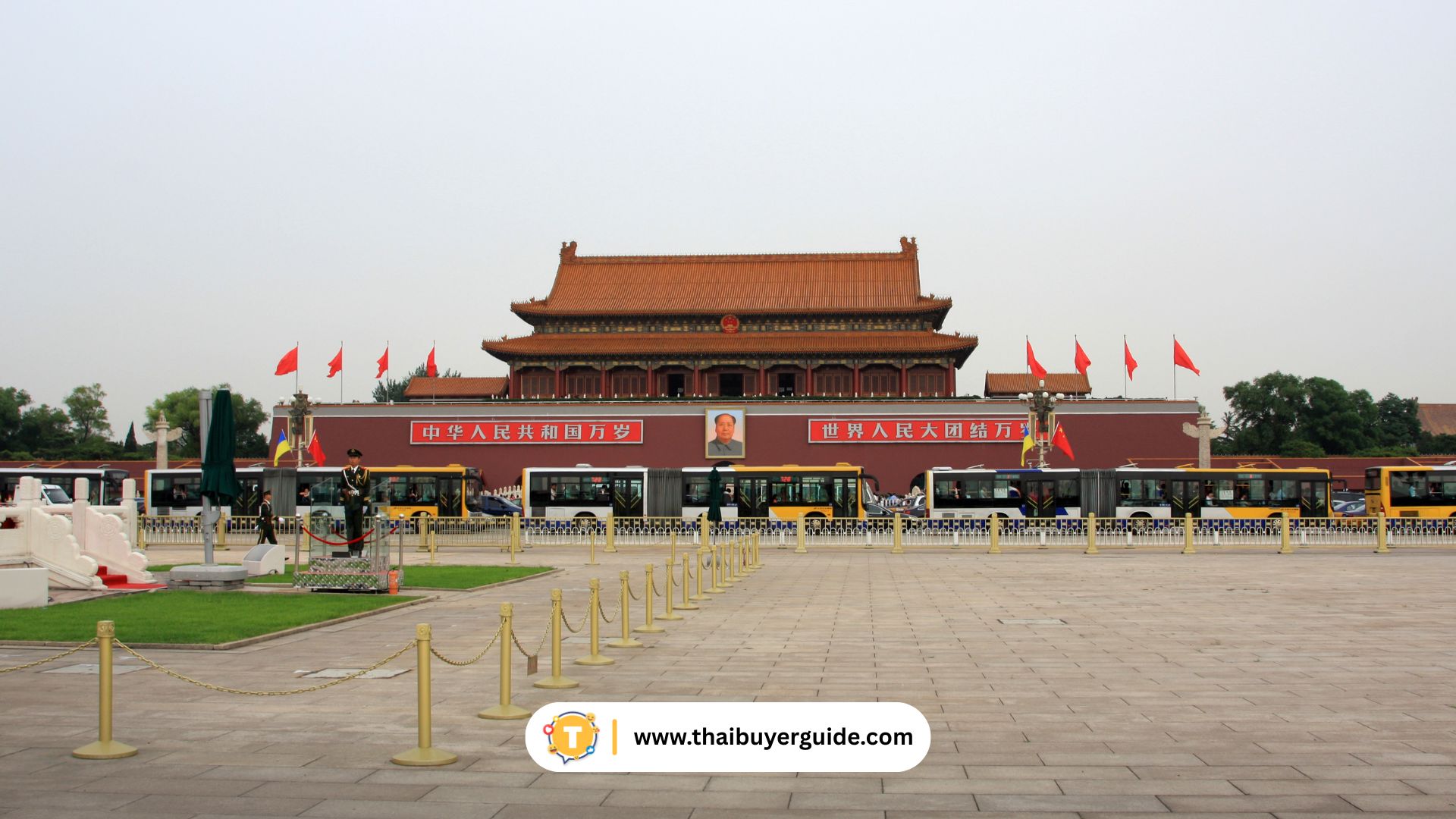 Tiananmen Square (จัตุรัสเทียนอันเหมิน / 天安门广场)