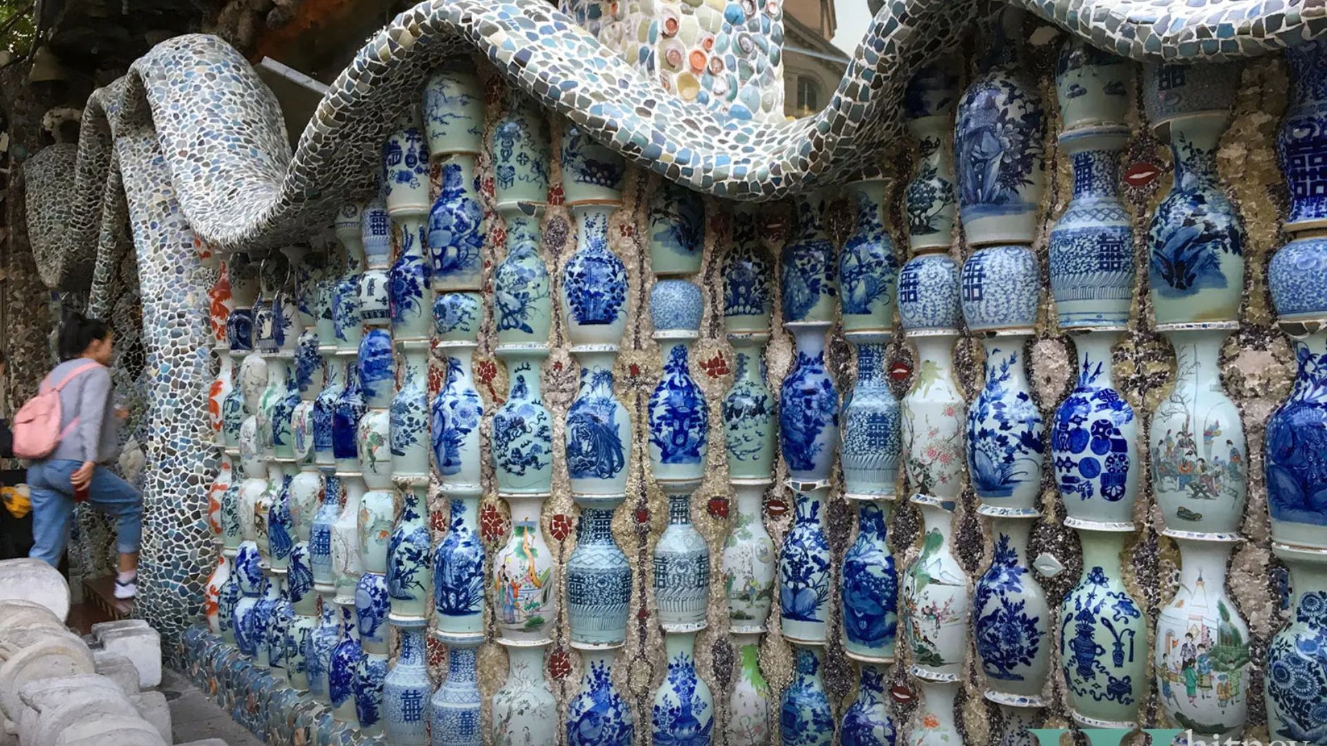 Porcelain House (瓷房子)