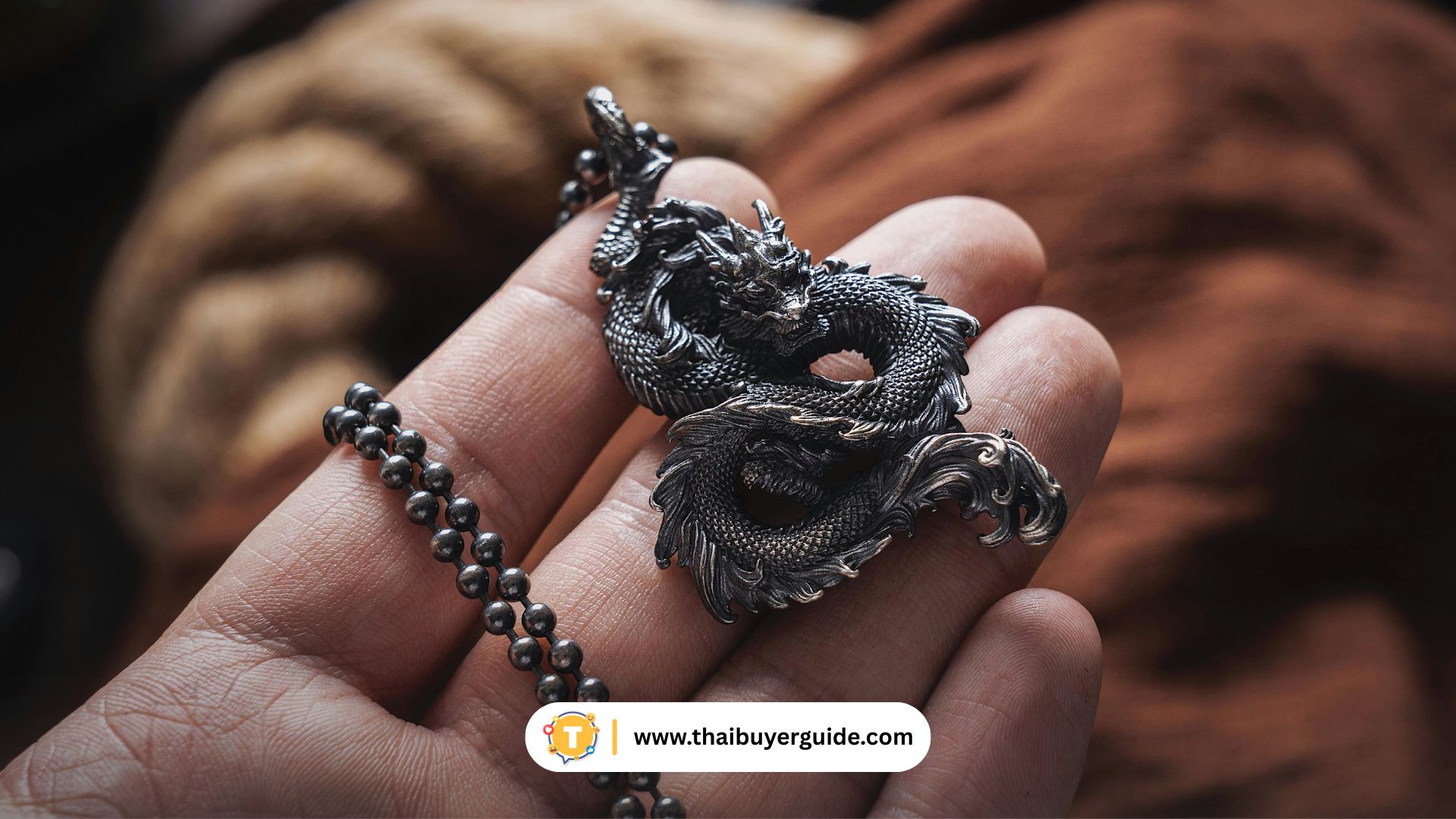 ของตกแต่งสไตล์จีนและพวงกุญแจ “洪崖洞”