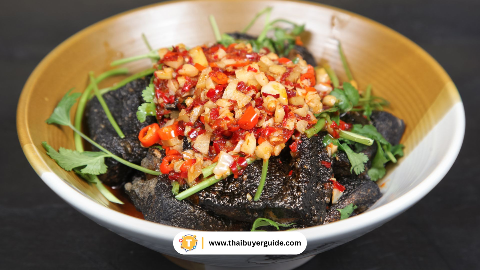 เต้าหู้เหม็นฉางซา (长沙臭豆腐)