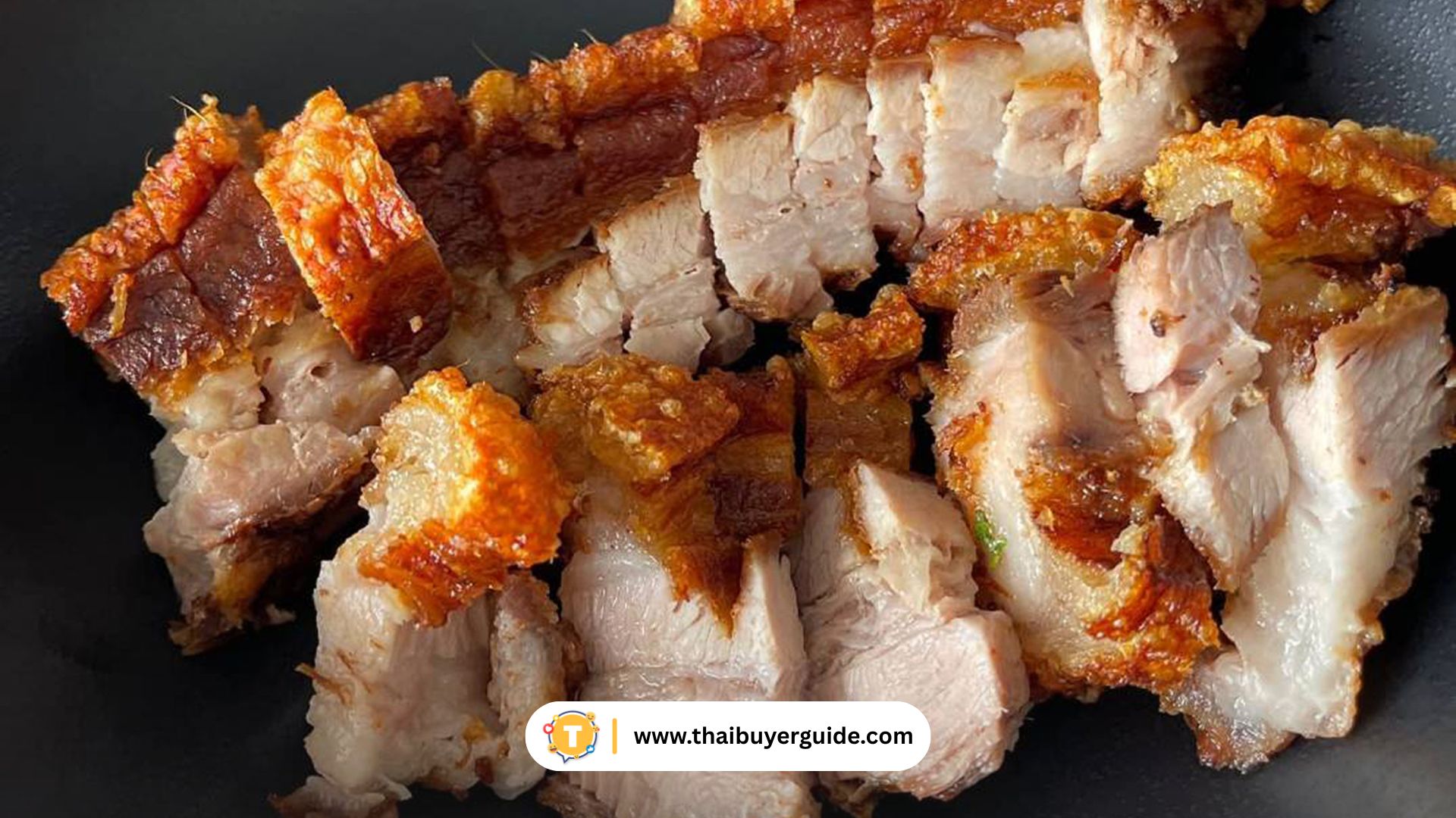 หมูกรอบกวางตุ้ง (Crispy Pork Belly / 烧肉)