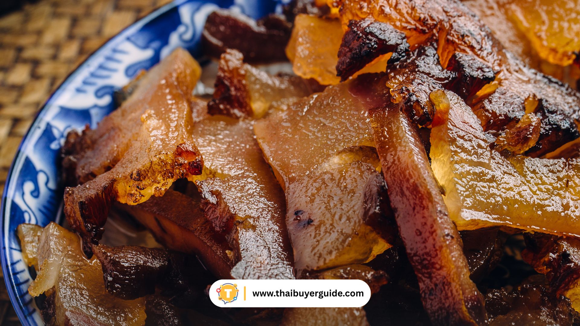 หมูรมควันหูหนาน (腊肉)