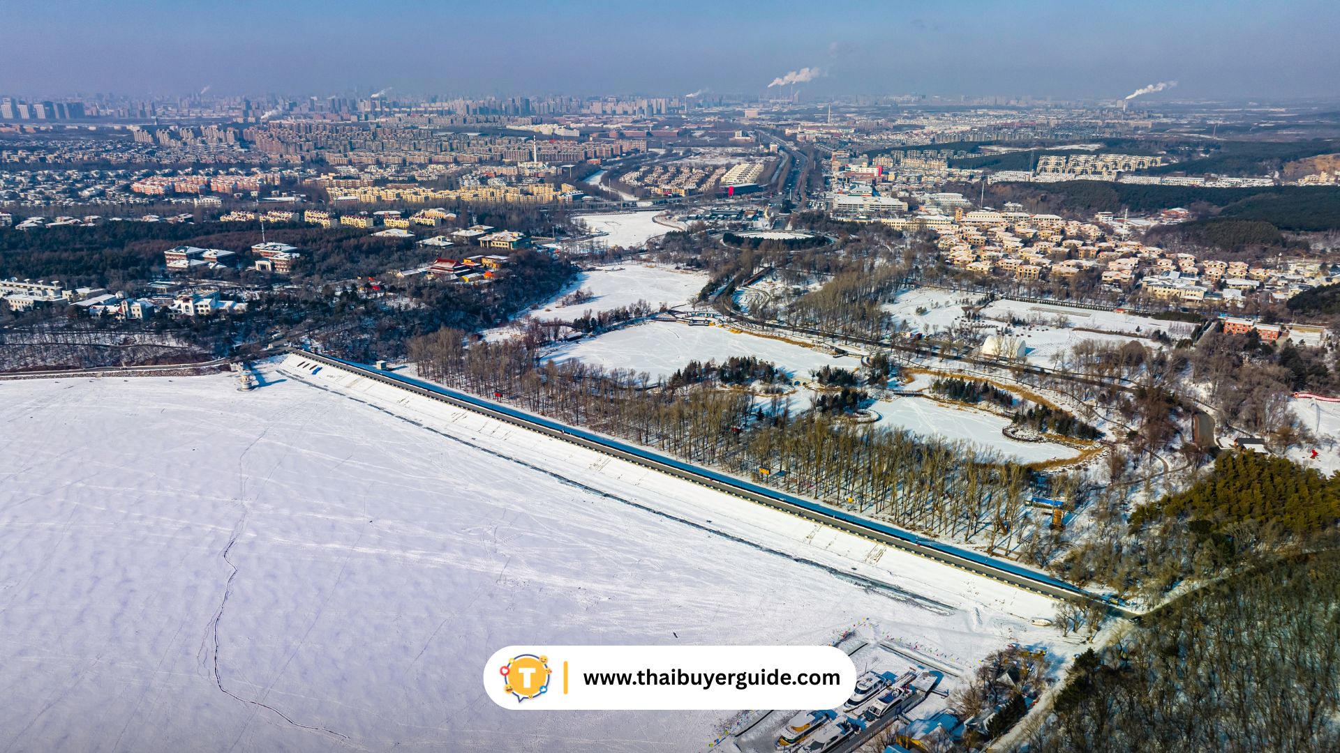 Jingyuetan Snow World 