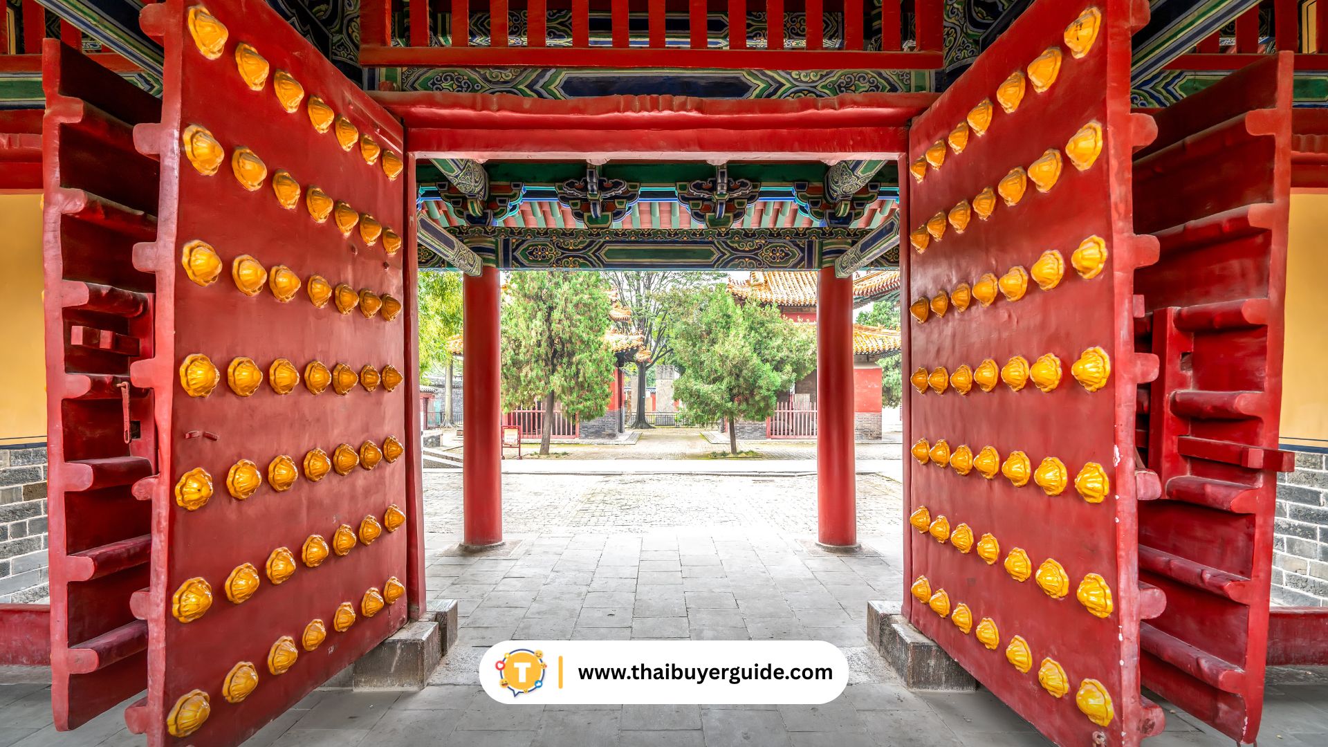 Qufu (曲阜) — บ้านเกิดขงจื๊อ มีวัดและสุสานสำคัญทางประวัติศาสตร์