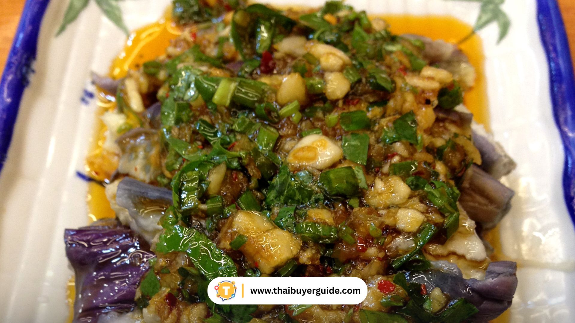 ผักดองและซอสปรุงรสตงเป่ย