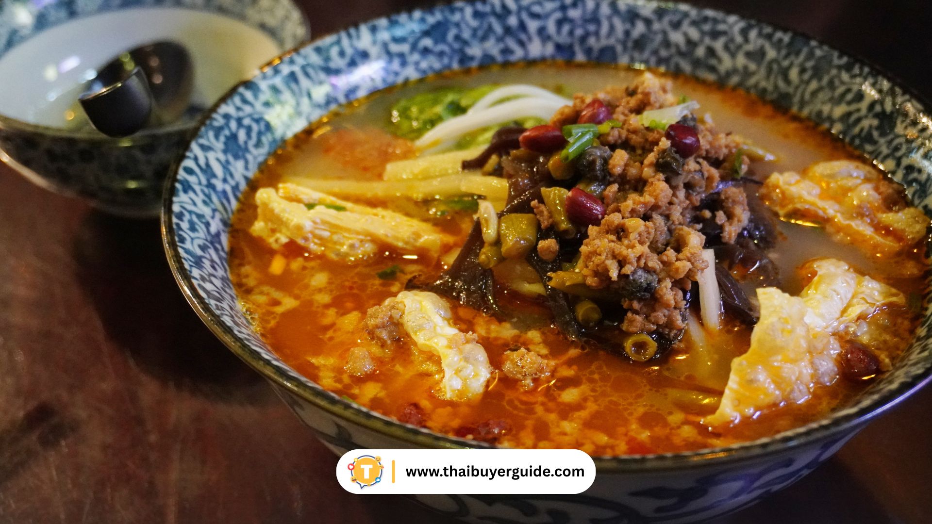 ขนมจีนหลั่วซือเฝิ่น (Luosifen / 螺蛳粉)