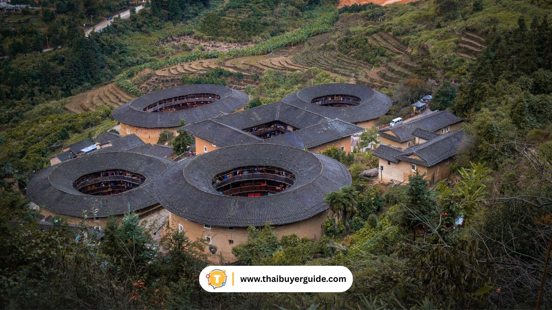 Fujian Tulou (บ้านดินถู่โหลว)