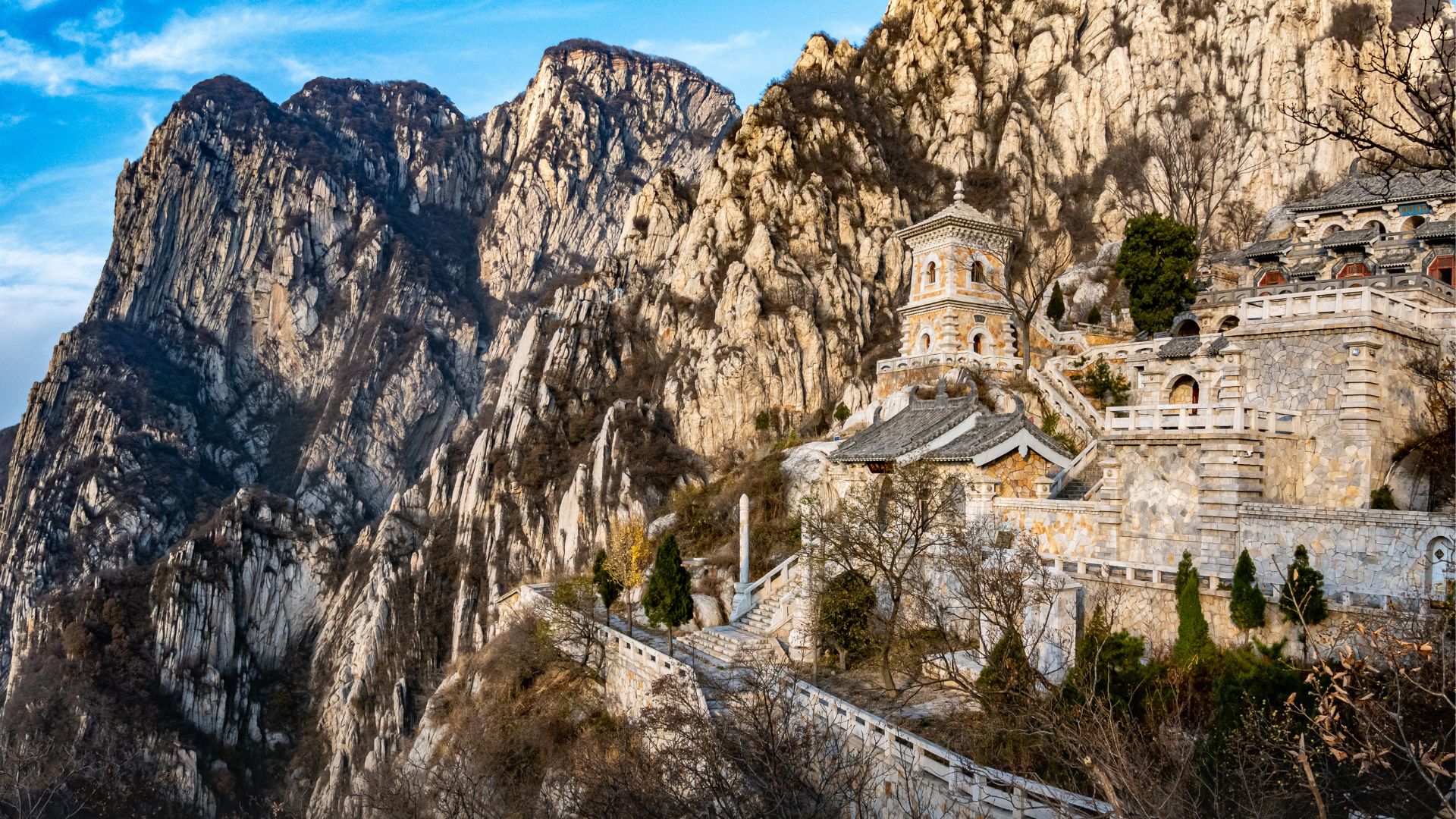 ภูเขาซงซาน (Mount Song / 嵩山)